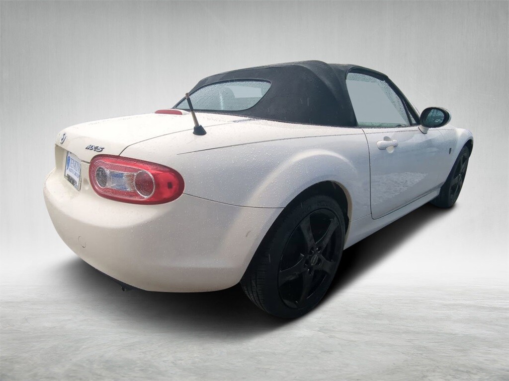 2009 Mazda MX-5 Miata Miata Touring photo 2