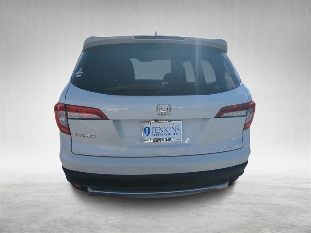 2020 Honda Pilot EX-L photo 3