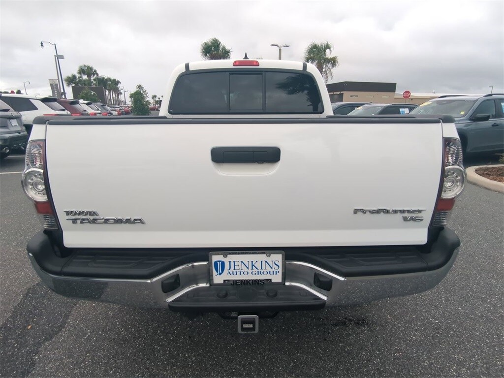 2012 Toyota Tacoma PreRunner V6 Double Cab photo 3