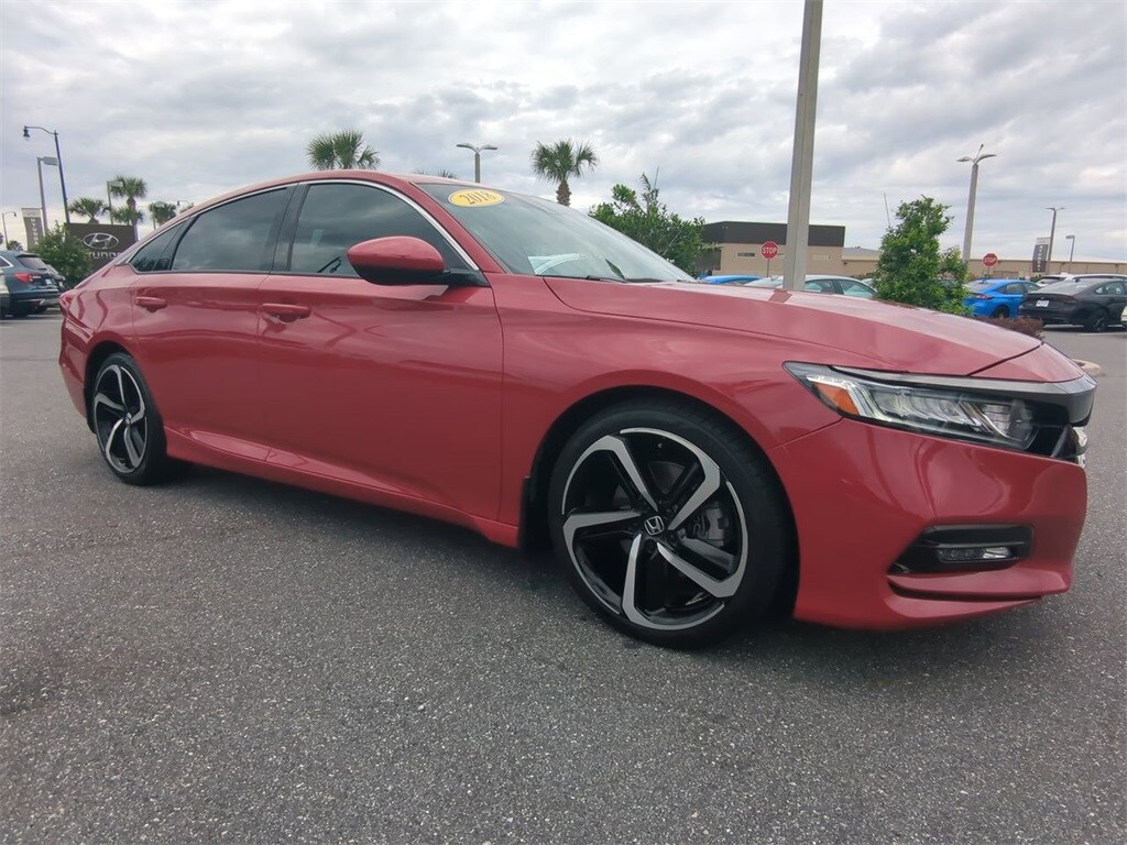 2018 Honda Accord Sport photo 2