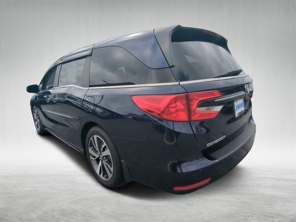 2024 Honda Odyssey Touring photo 4
