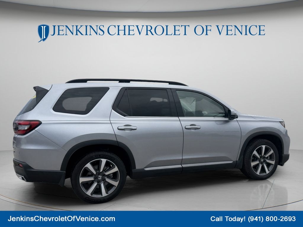 Used 2023 Honda Pilot Touring SUV
