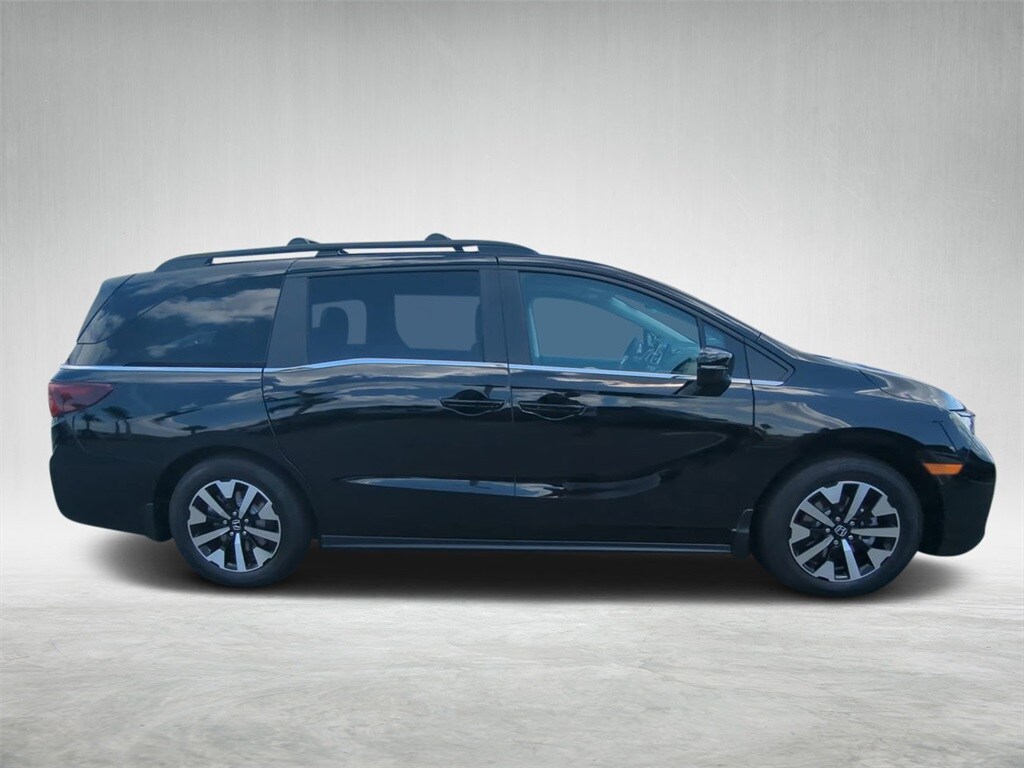 2026 Honda Odyssey EX-L photo 2