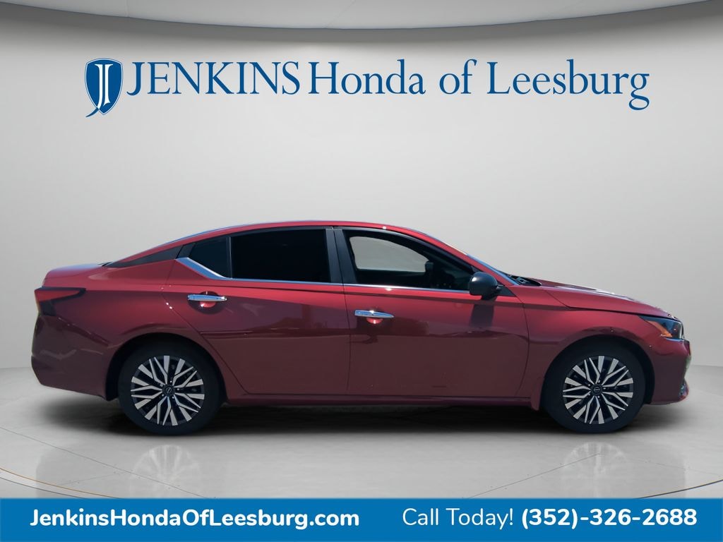 Used 2025 Nissan Altima SV Sedan
