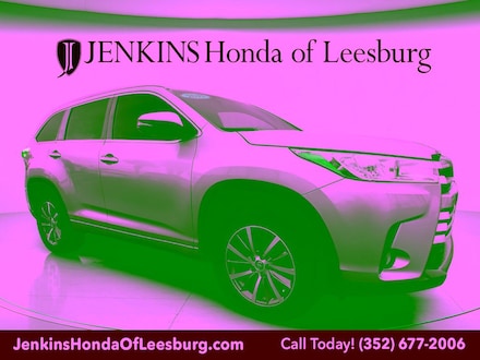 2017 Toyota Highlander XLE V6 SUV