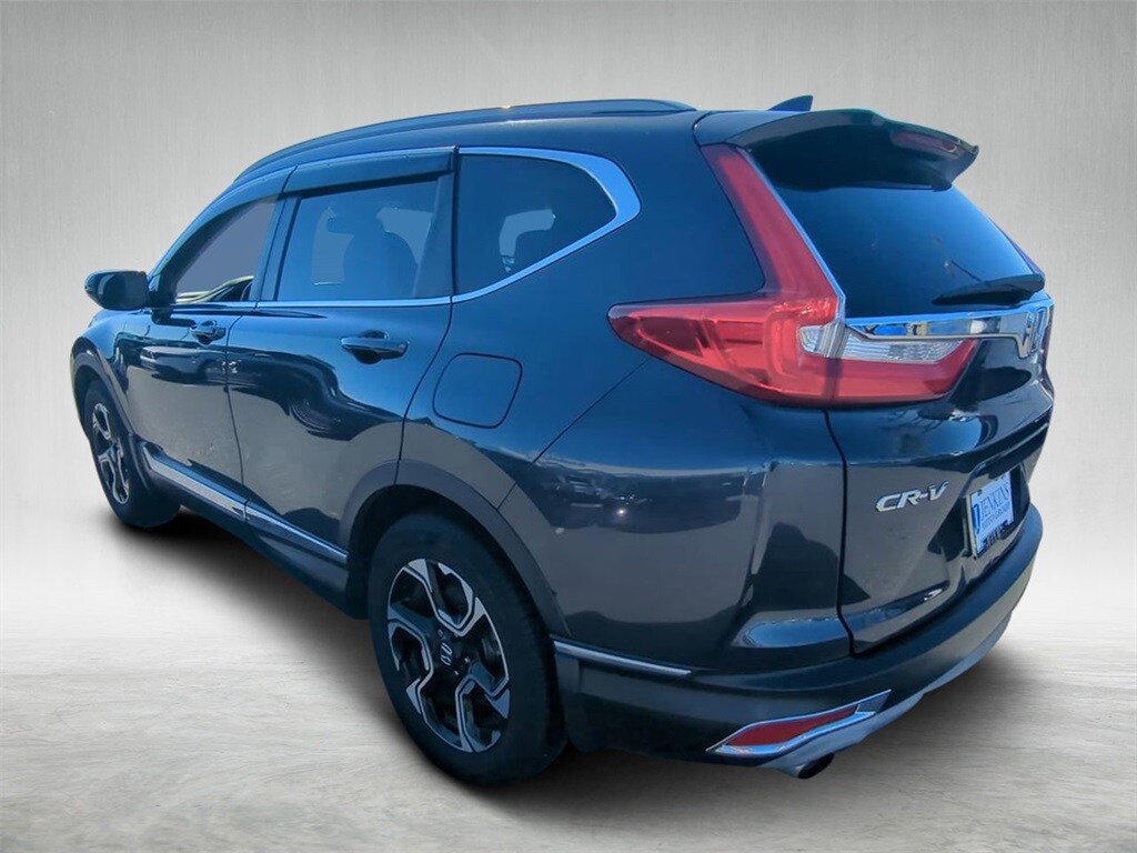 2017 Honda CR-V Touring photo 4