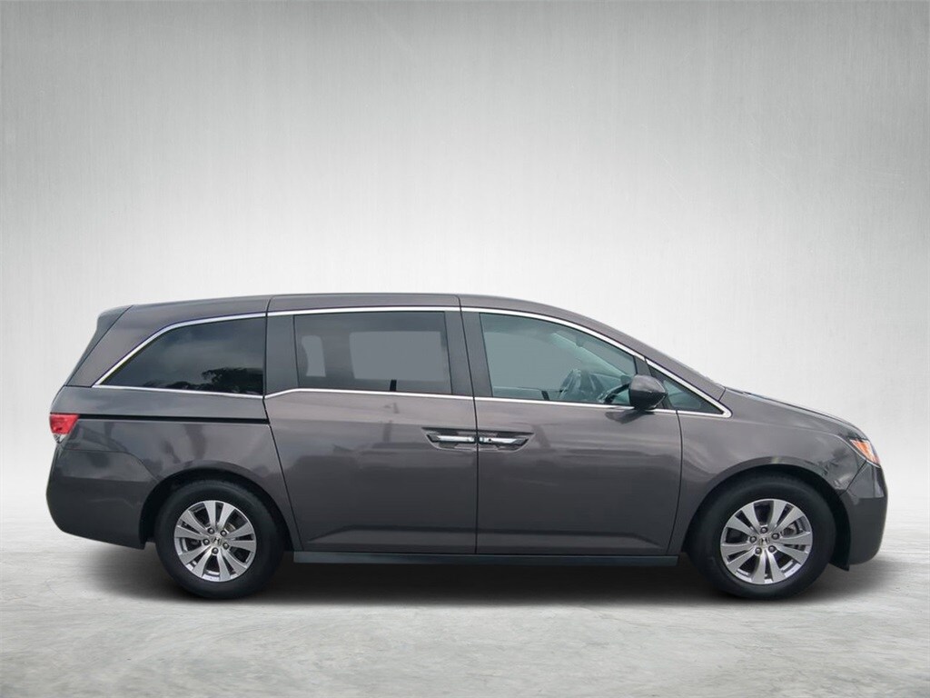 2015 Honda Odyssey EX-L photo 2