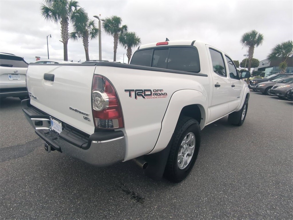 2012 Toyota Tacoma PreRunner V6 Double Cab photo 2