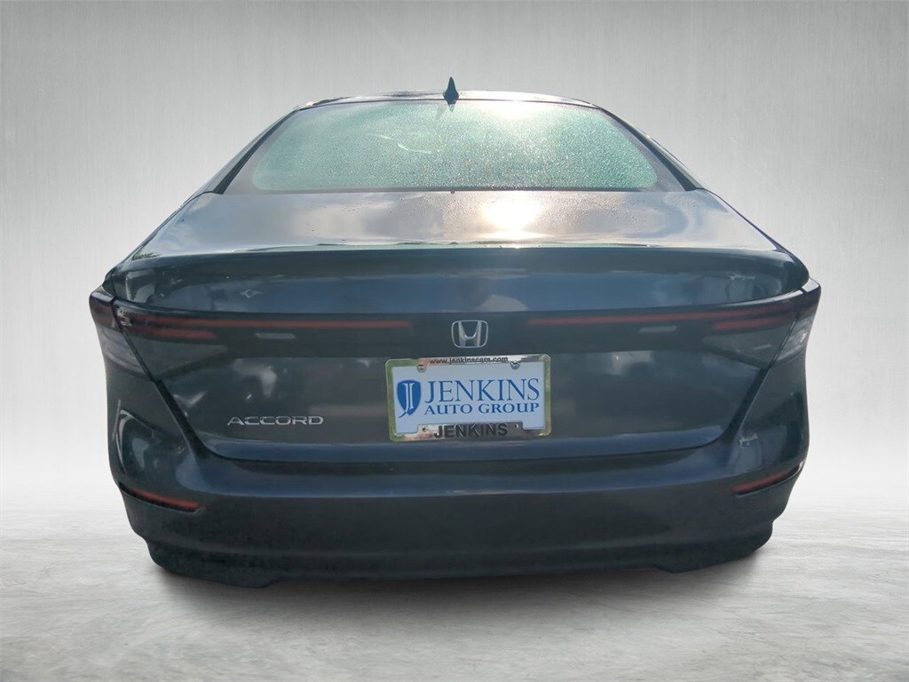 2023 Honda Accord LX photo 4