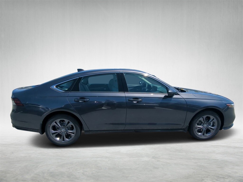 2025 Honda Accord Hybrid EX-L photo 2