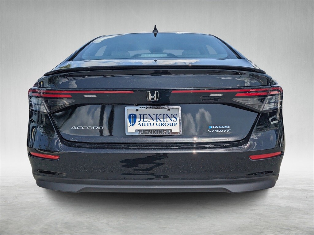 2025 Honda Accord Hybrid Sport photo 3