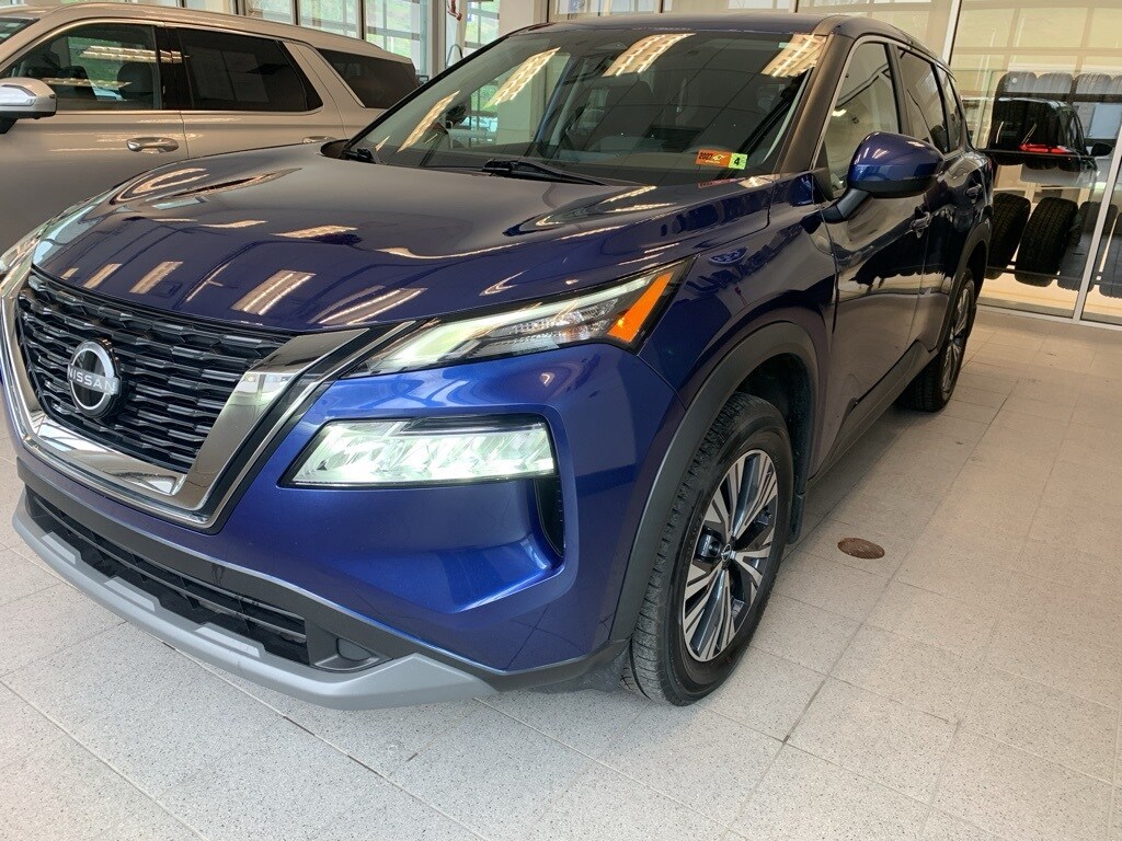 Used 2022 Nissan Rogue SV with VIN 5N1BT3BB6NC685848 for sale in Bridgeport, WV
