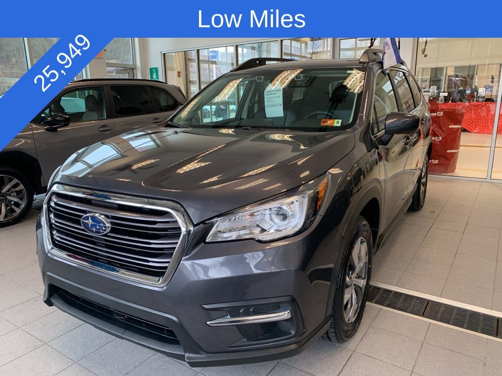 2022 Subaru Ascent Premium photo 2