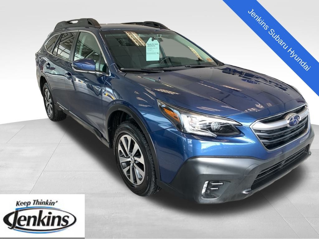 2022 Subaru Outback Premium's photo