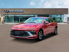 2025 Hyundai Sonata SEL Sedan