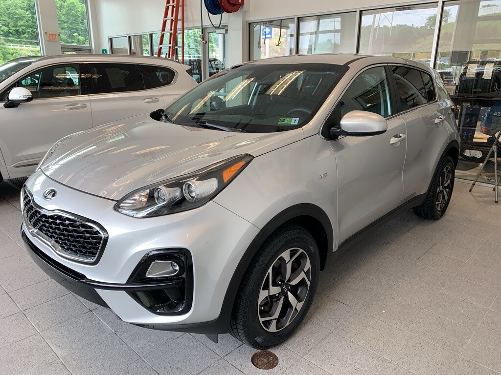 Used 2021 Kia Sportage LX with VIN KNDPMCAC8M7918511 for sale in Bridgeport, WV