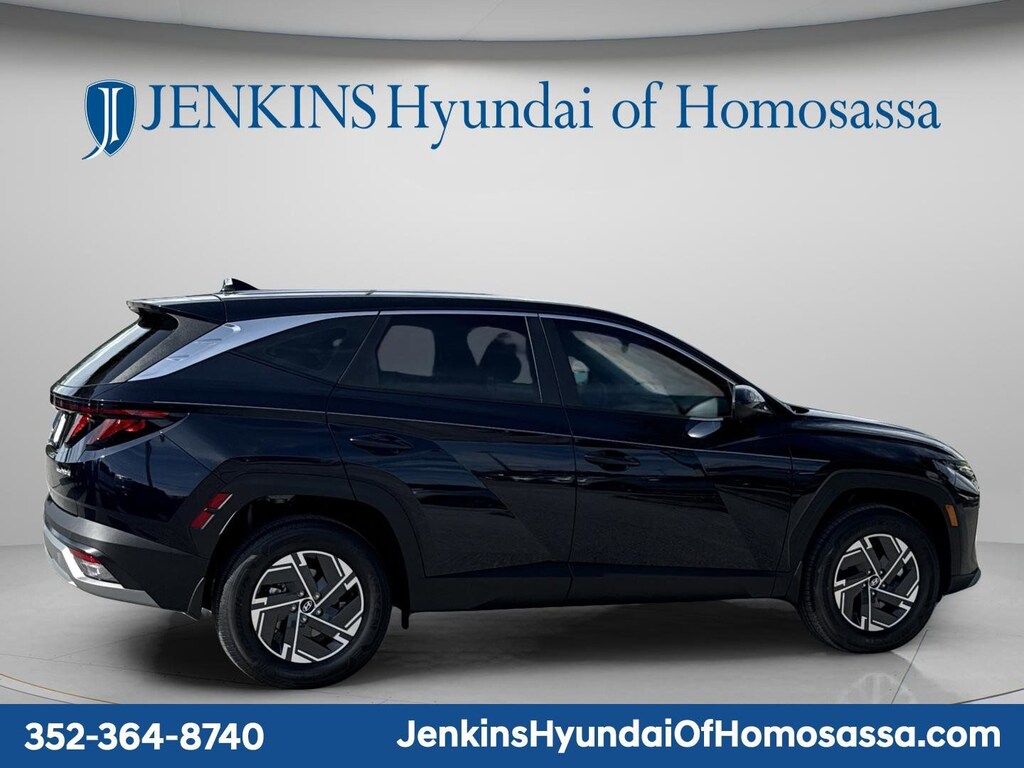 New 2026 Hyundai Tucson Hybrid Blue SUV