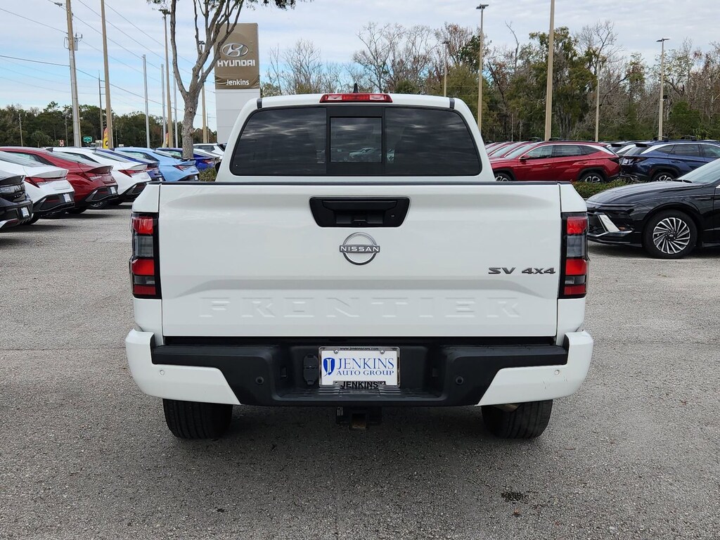 Used 2022 Nissan Frontier SV Truck Crew Cab