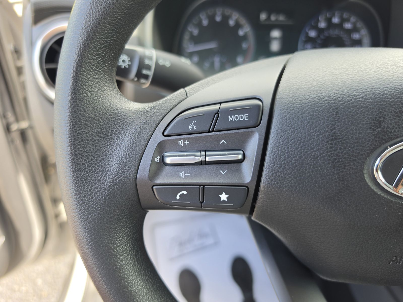 2023 Hyundai Kona SEL - Photo 28