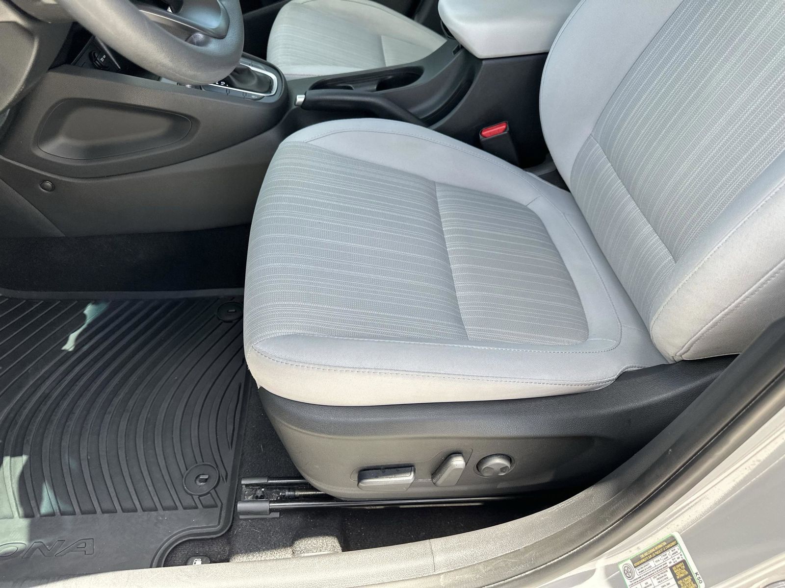 2023 Hyundai Kona SEL - Photo 15