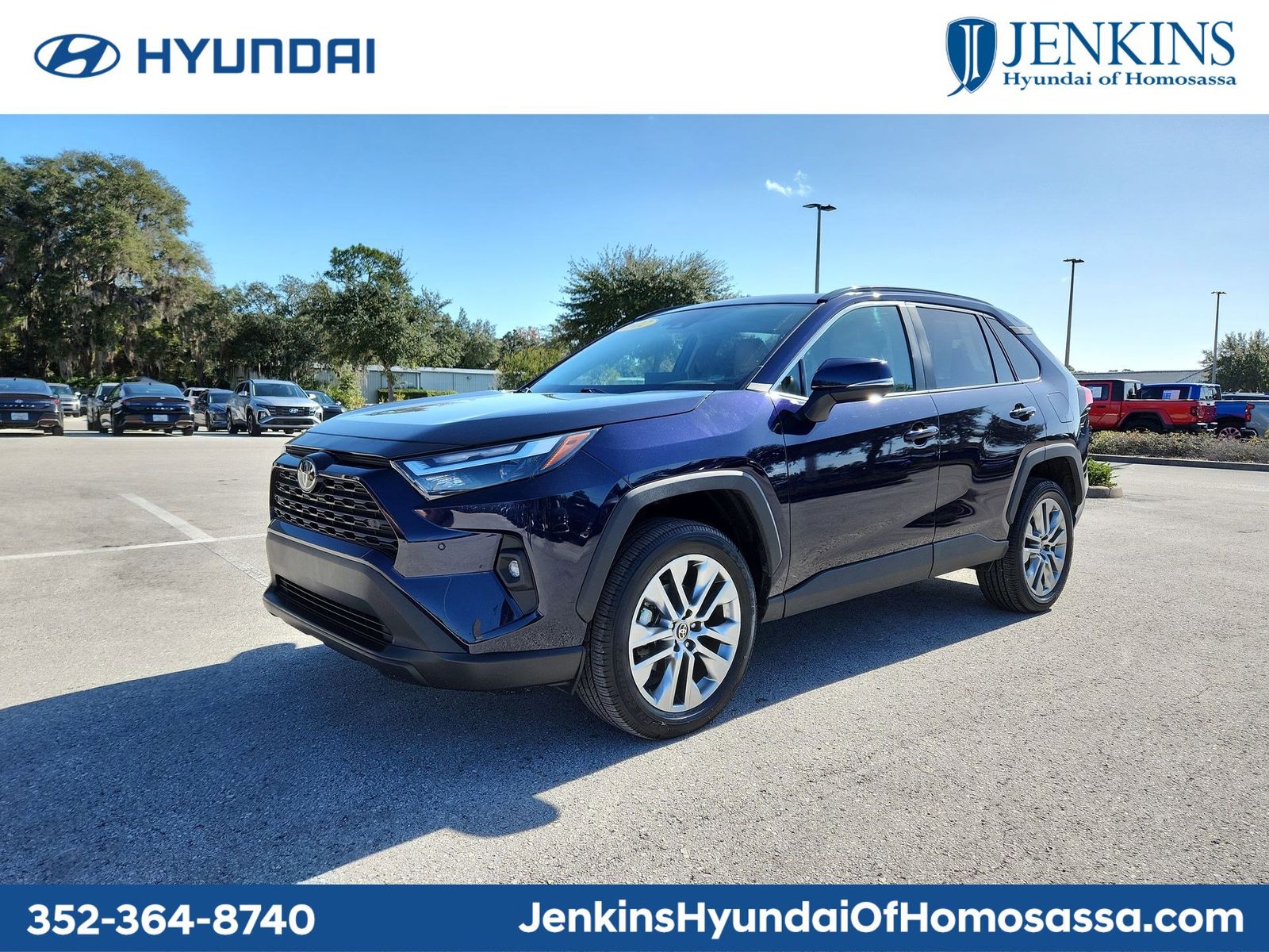 2022 Toyota RAV4 XLE Premium's photo