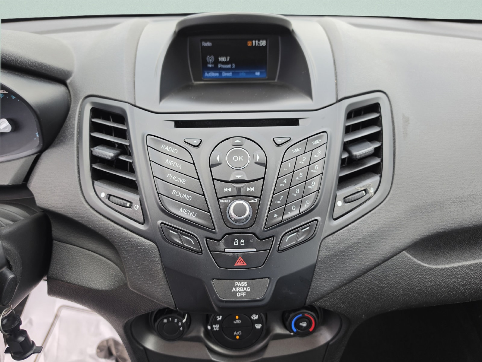 2018 Ford Fiesta S - Photo 23