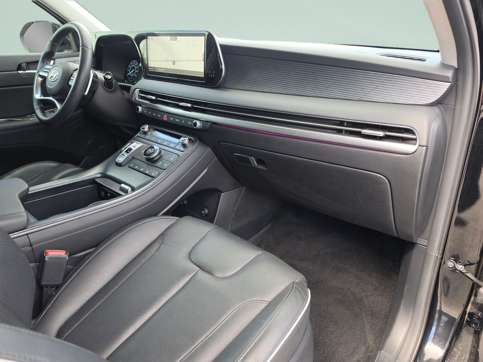 2024 Hyundai Palisade Limited - Photo 15