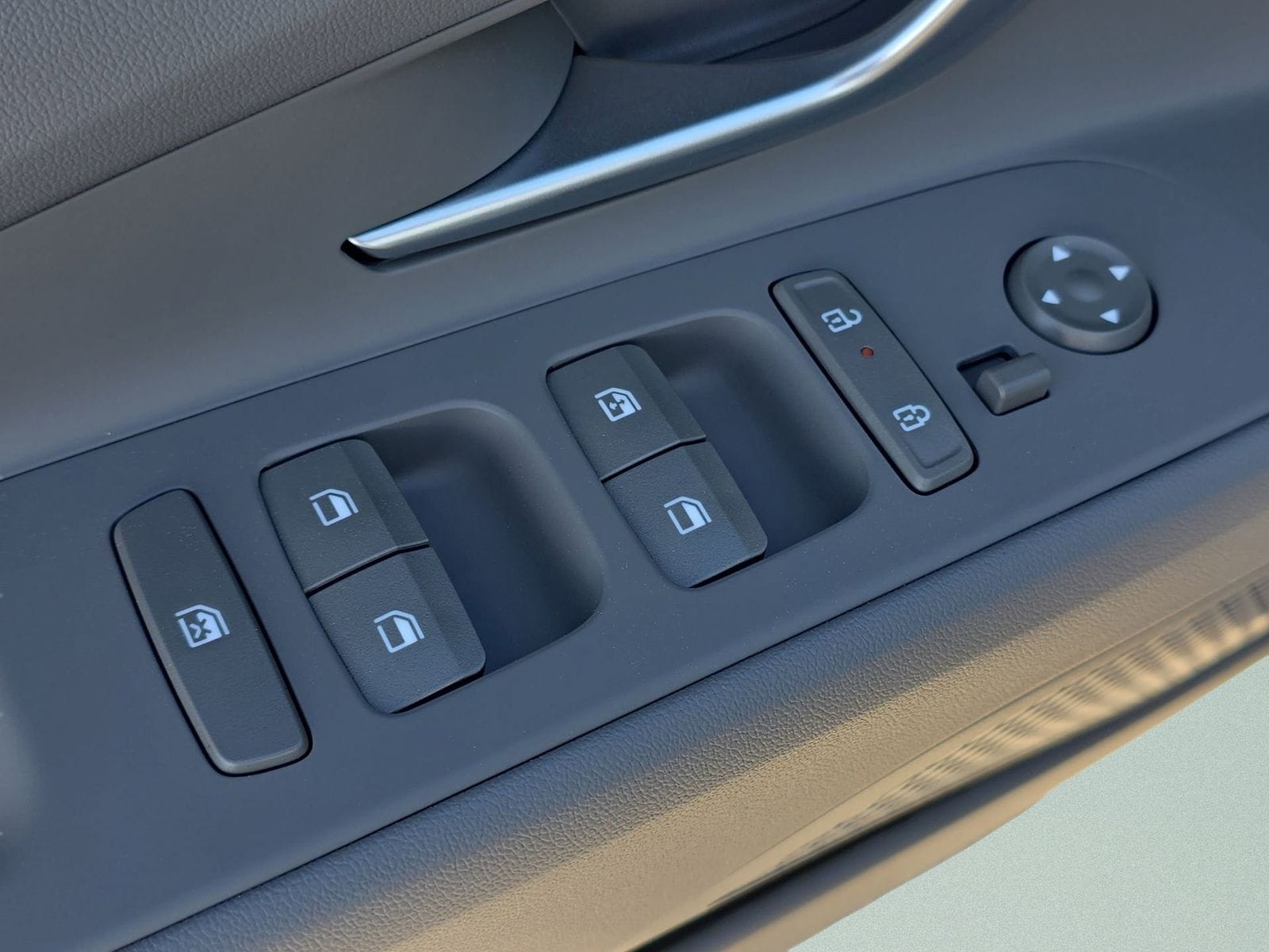 2026 Hyundai Elantra SEL - Photo 15