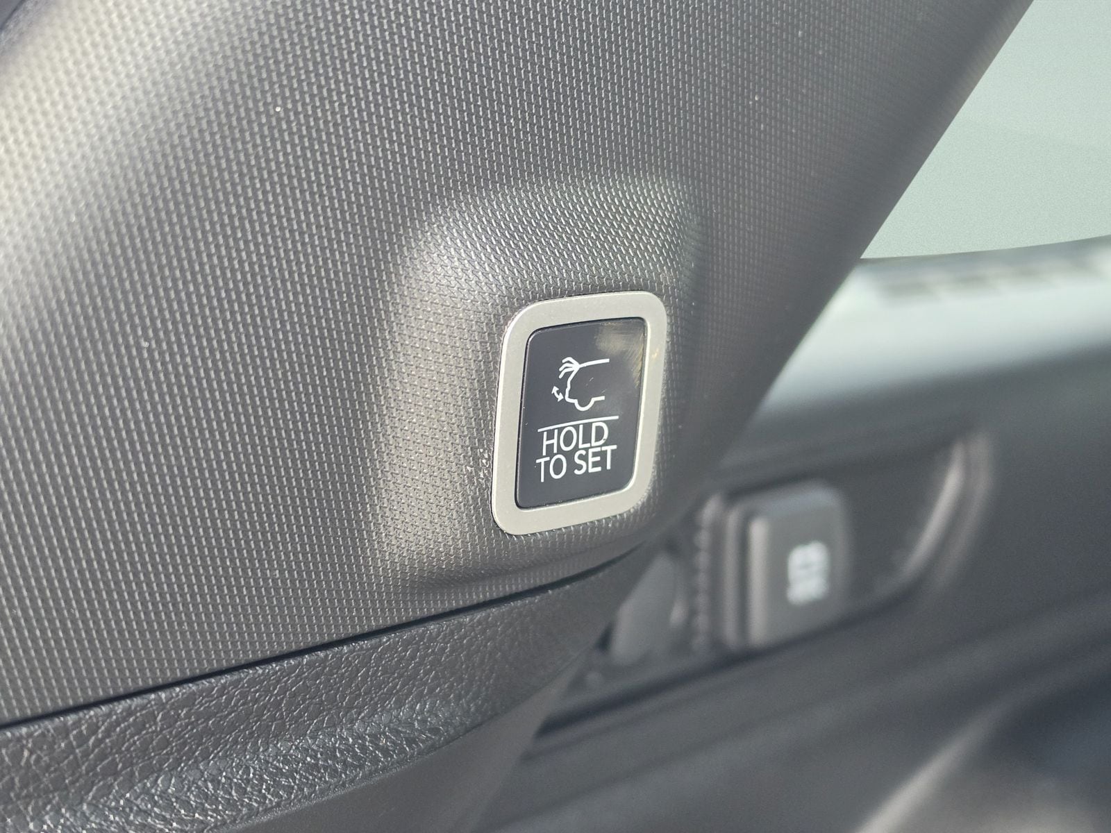 2024 Jeep Grand Cherokee Laredo - Photo 16