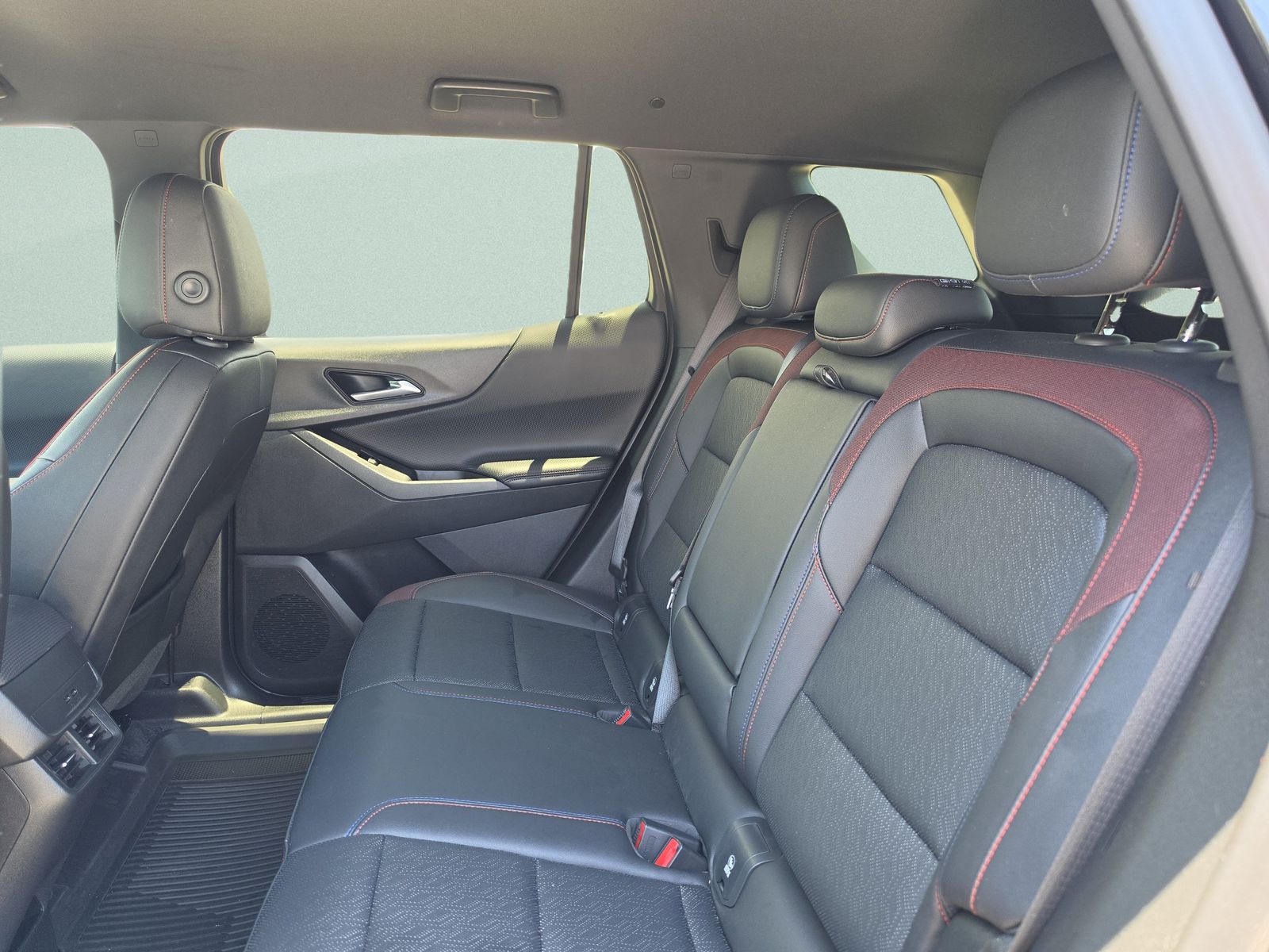 2026 Chevrolet Equinox RS - Photo 20