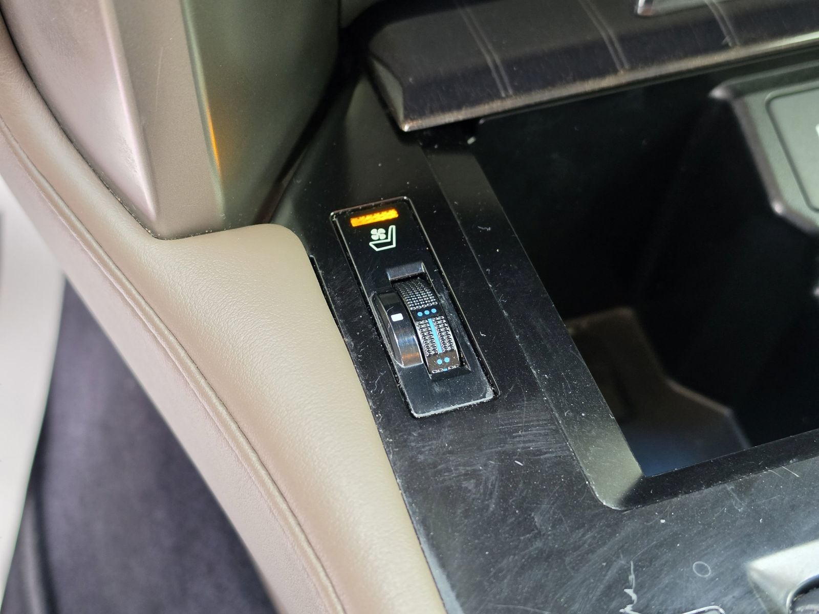 2020 Lexus GX PREMIUM - Photo 28