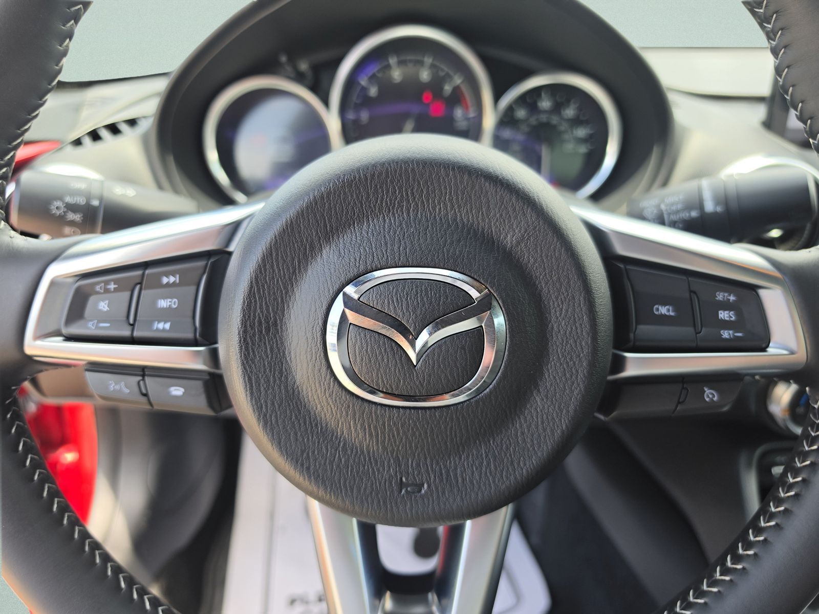 2025 Mazda MX-5 Miata RF Grand Touring - Photo 31