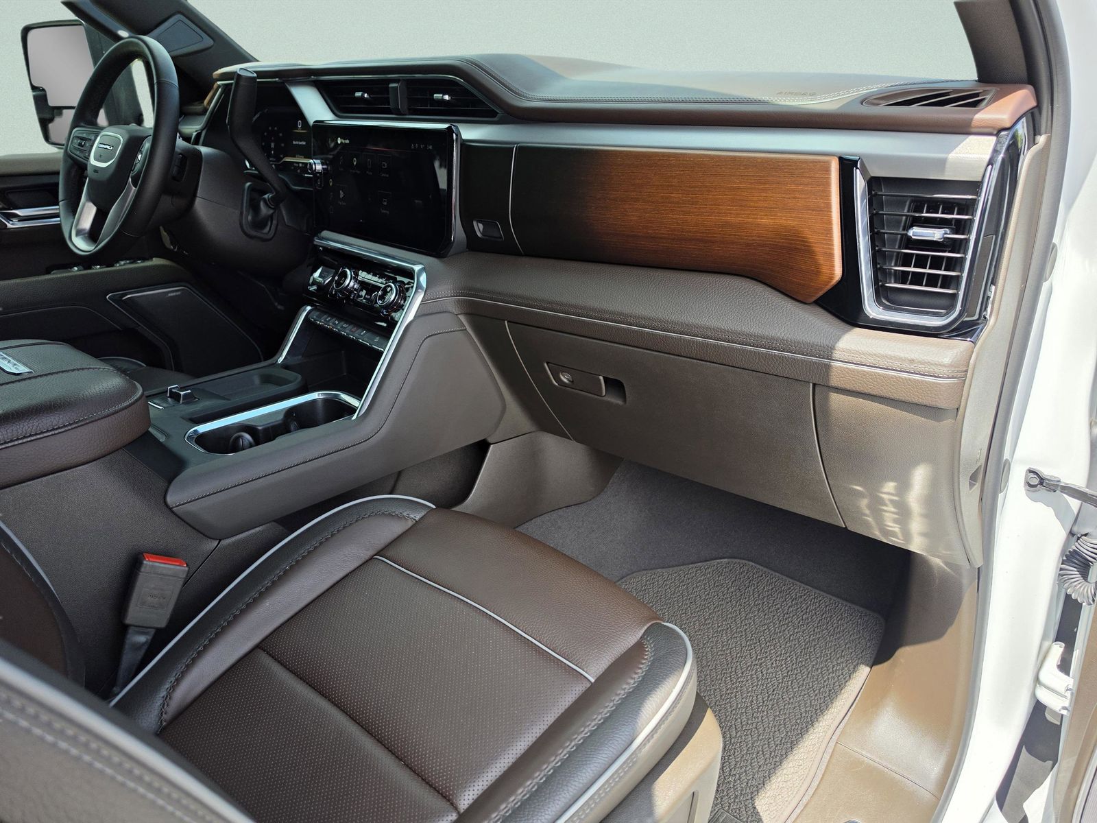 2025 GMC Sierra 2500HD Denali - Photo 14