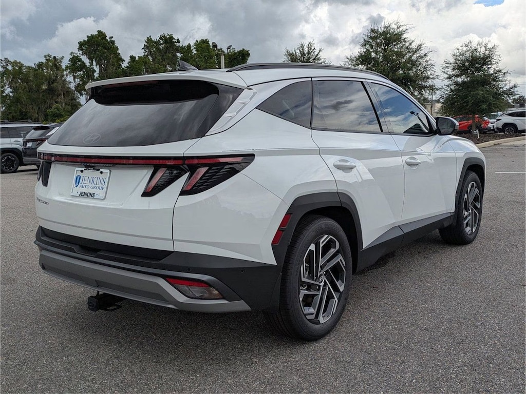 New 2025 Hyundai Tucson Limited SUV