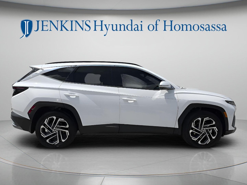 New 2026 Hyundai Tucson Limited FWD SUV