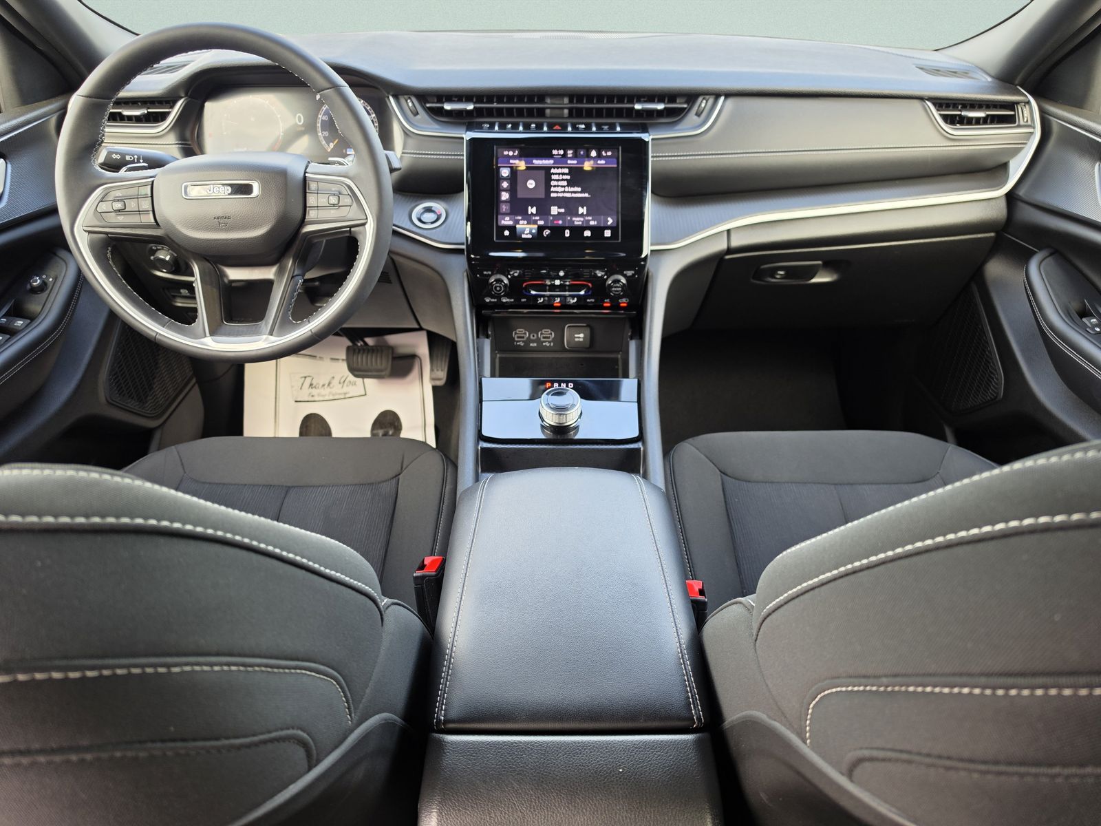 2024 Jeep Grand Cherokee Laredo - Photo 19