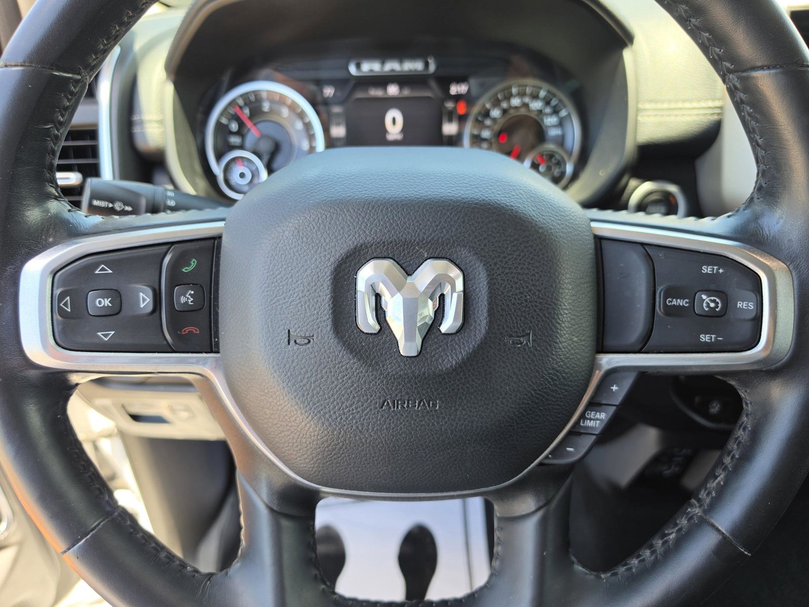 2022 RAM Ram 1500 Pickup Laramie - Photo 31