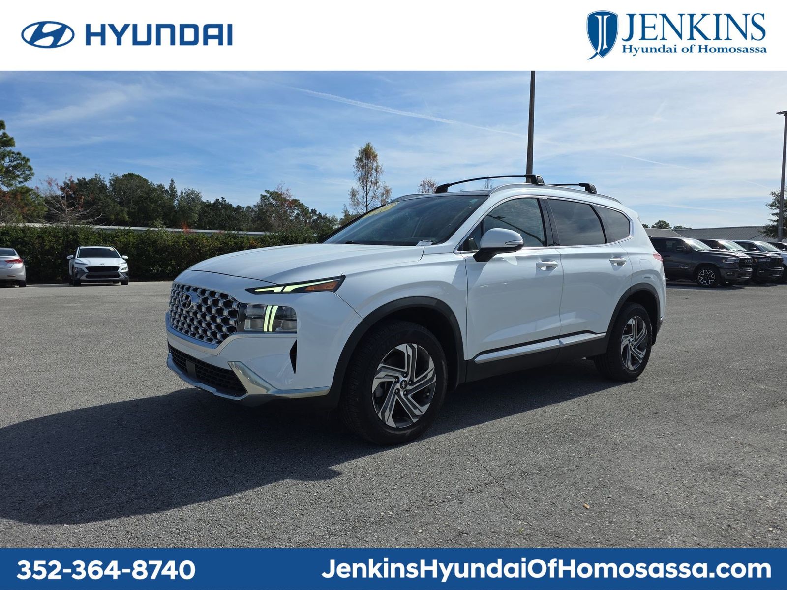 2022 Hyundai Santa Fe SEL's photo