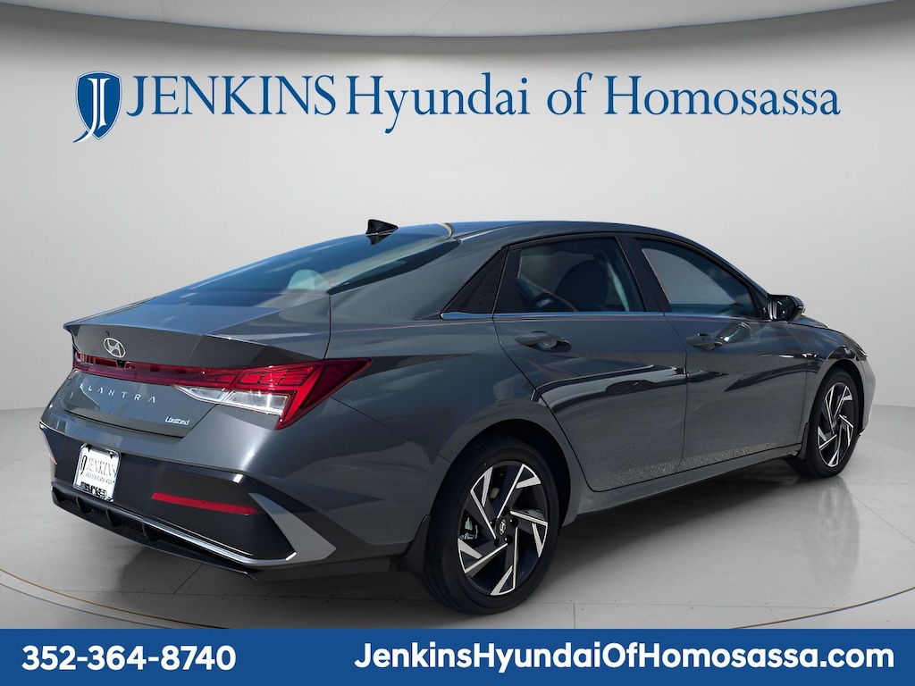 New 2026 Hyundai Elantra Limited Sedan