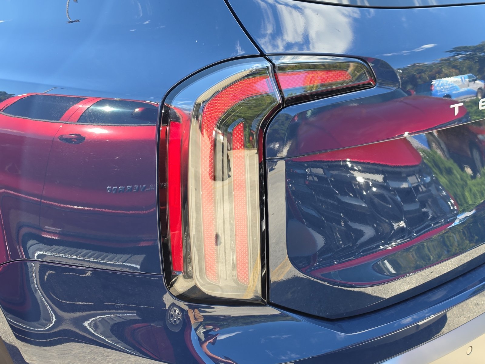 2025 Kia Telluride EX - Photo 10