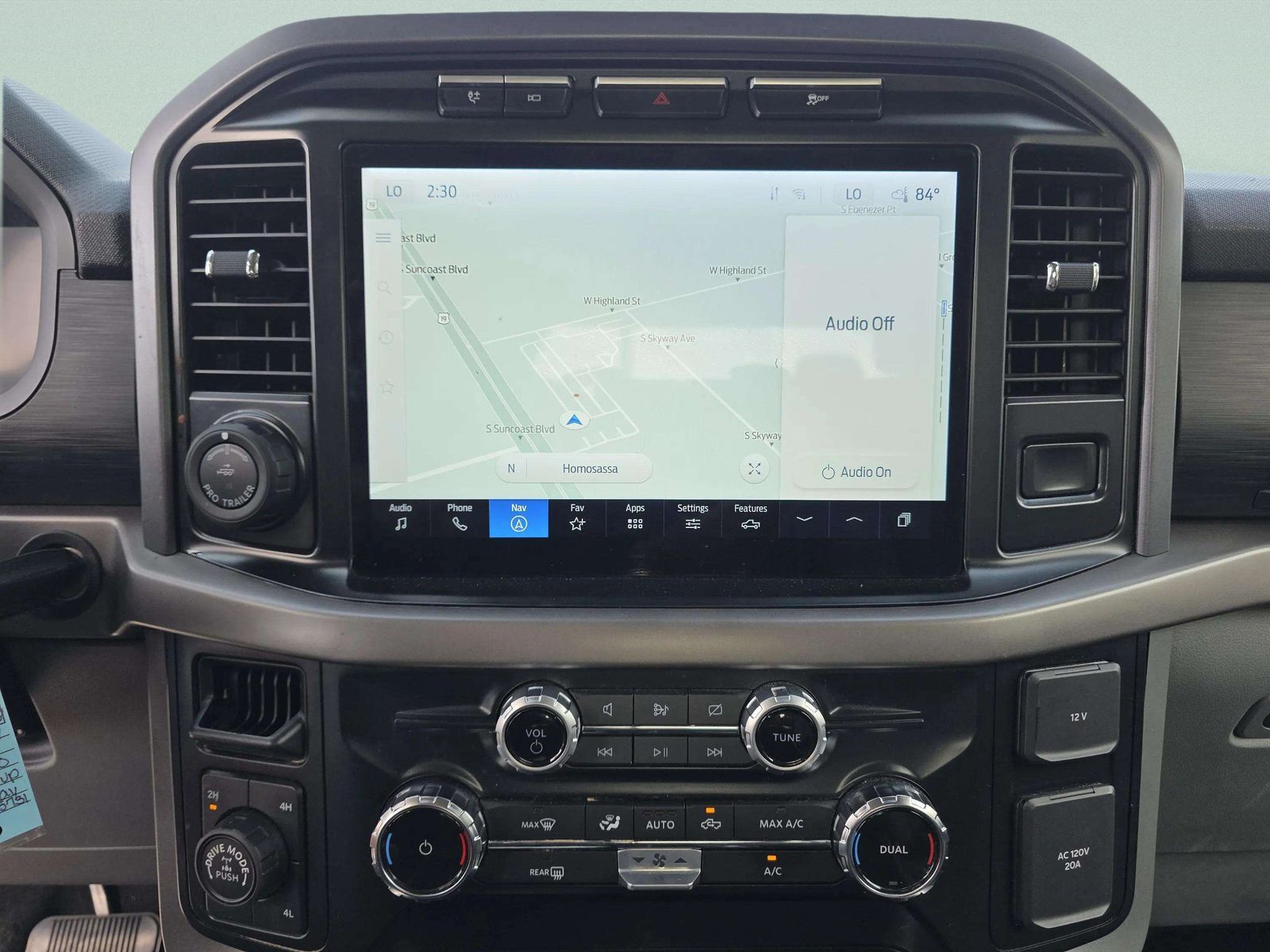 2024 Ford F-150 XLT - Photo 23