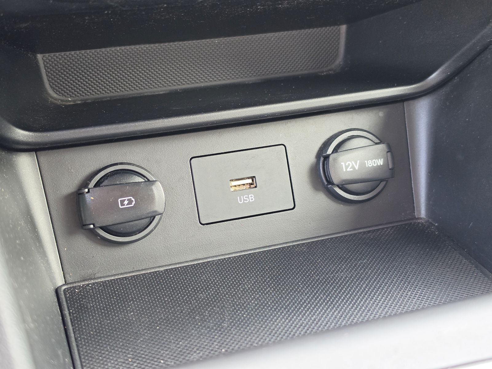 2023 Hyundai Kona SEL - Photo 25