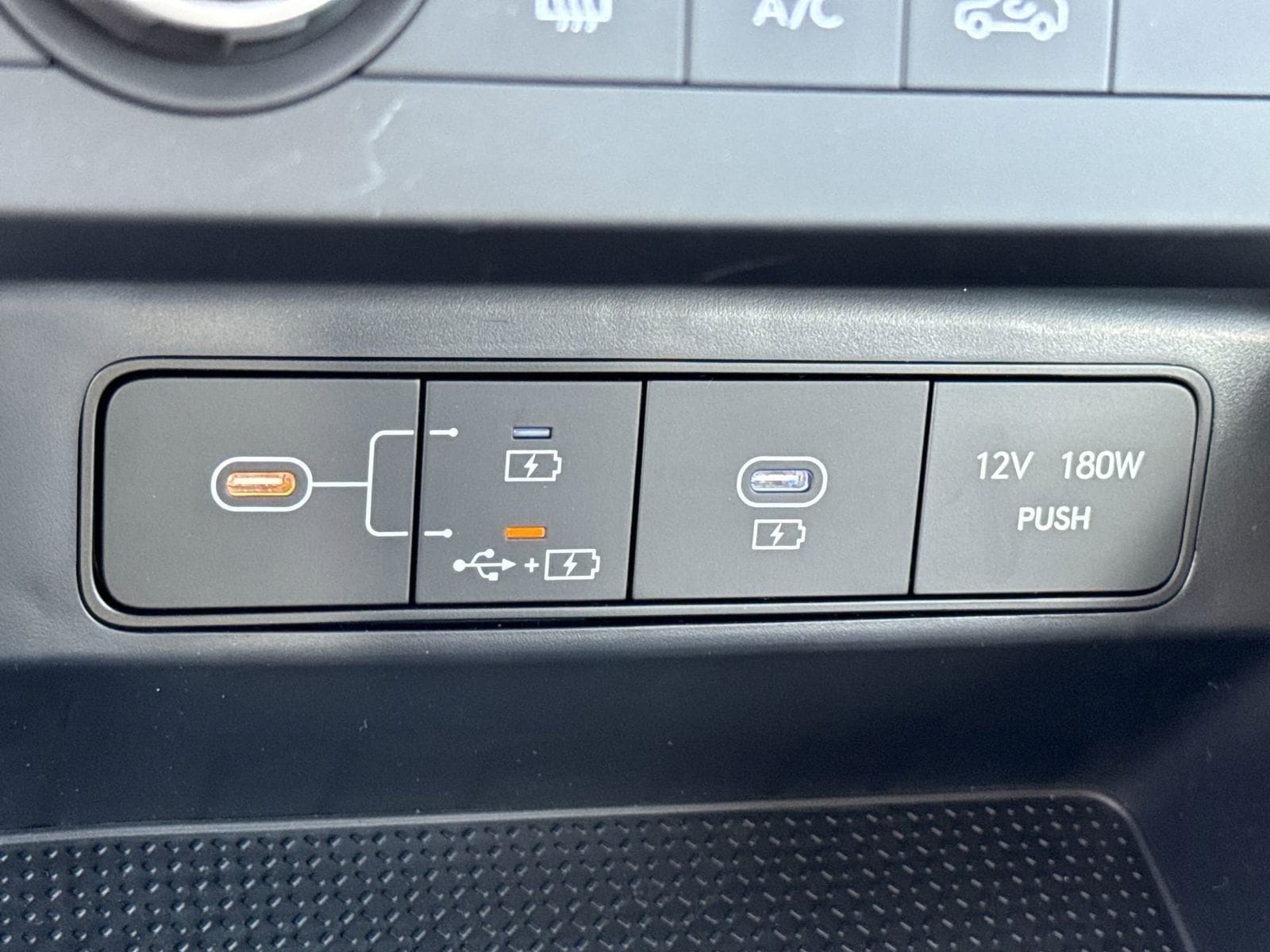 2026 Hyundai Tucson SE - Photo 15