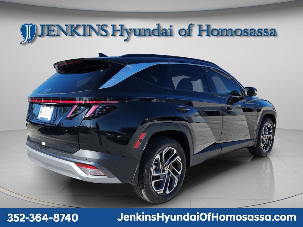 New 2026 Hyundai Tucson Limited FWD SUV