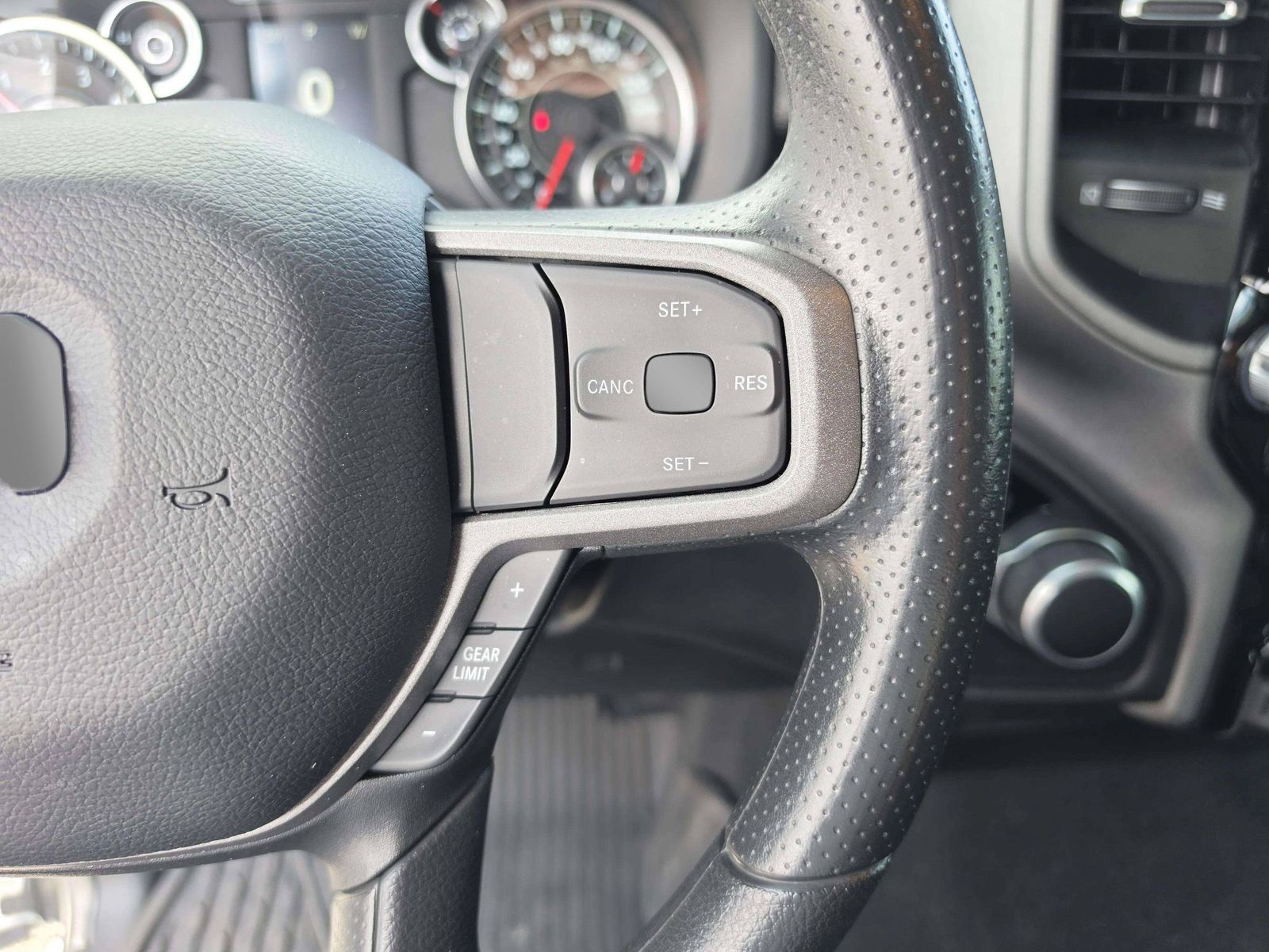 2024 RAM Ram 2500 Pickup Tradesman - Photo 24