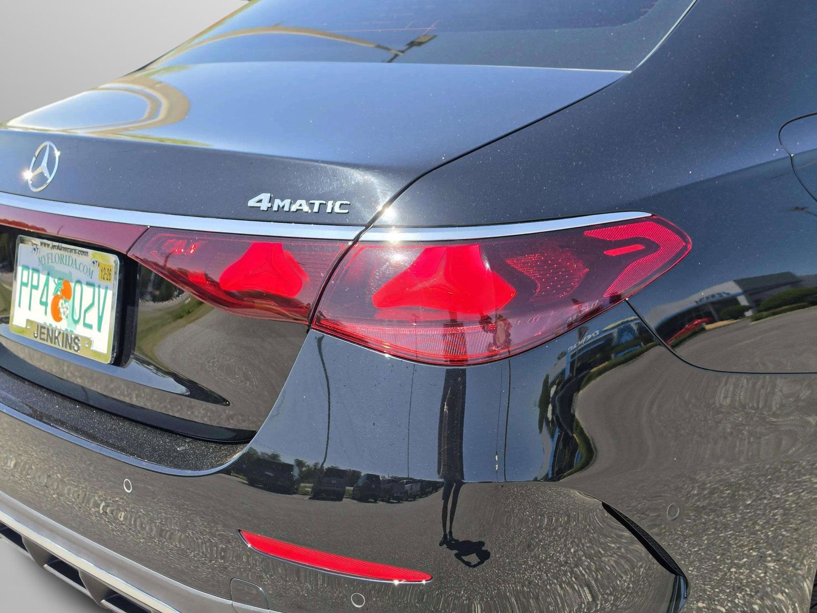 2025 Mercedes-Benz E-Class E350 - Photo 38