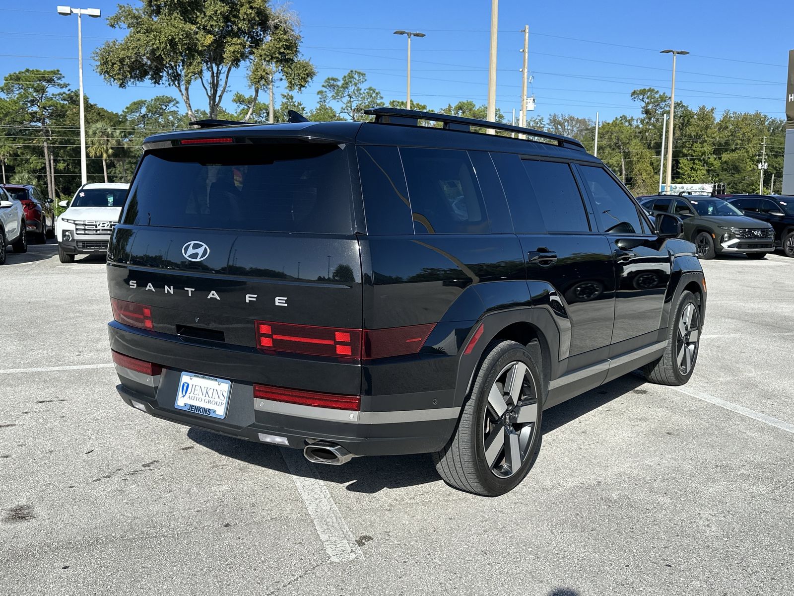 2024 Hyundai Santa Fe Limited photo 2