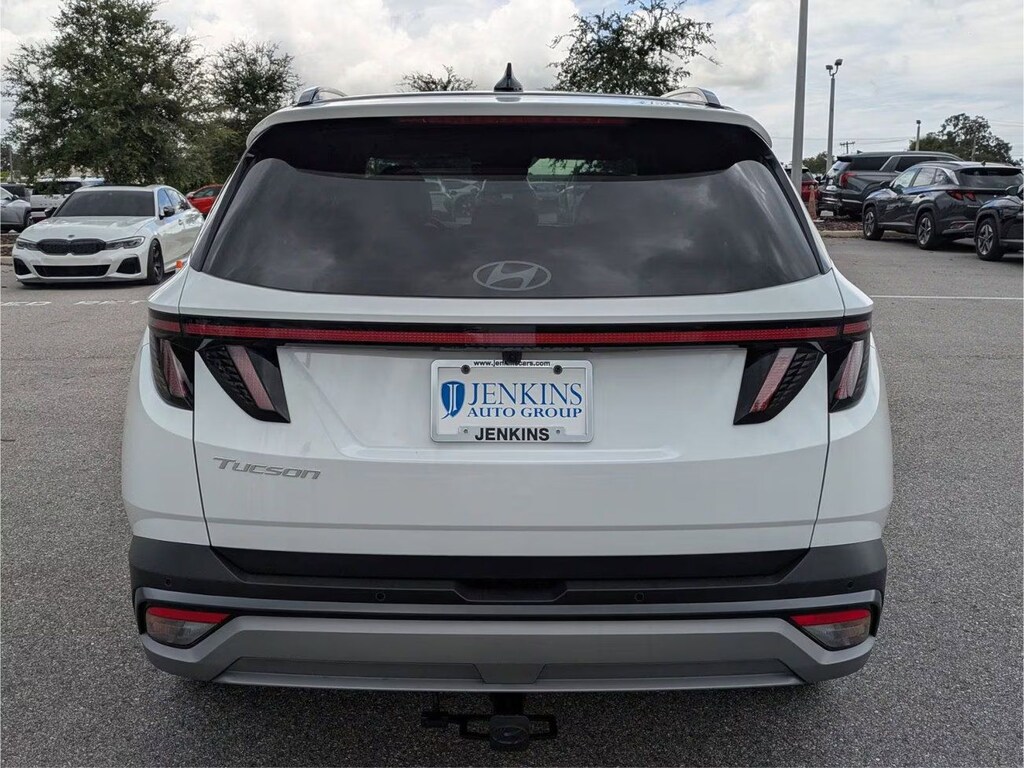 New 2025 Hyundai Tucson Limited SUV
