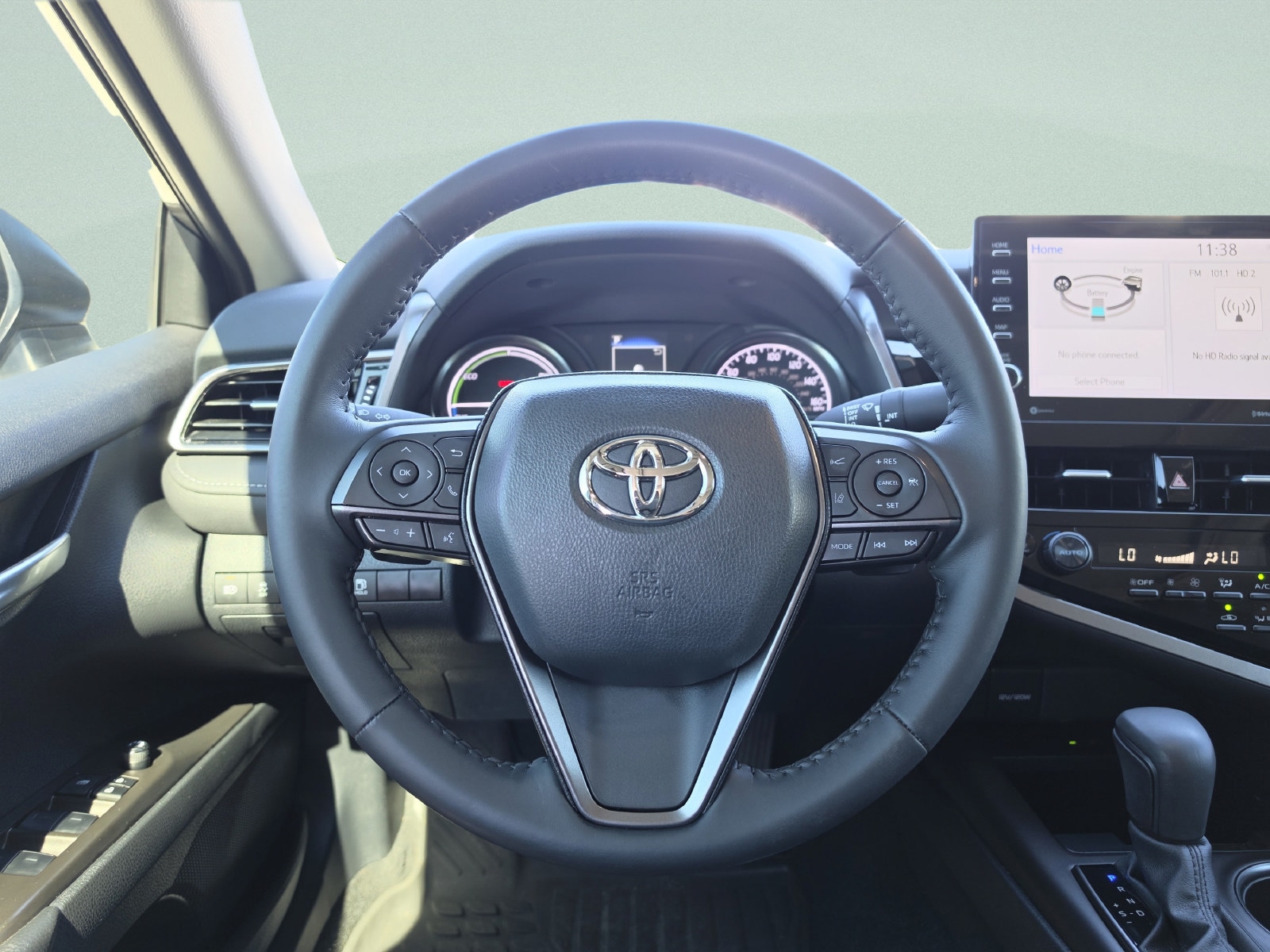 2024 Toyota Camry SE - Photo 19