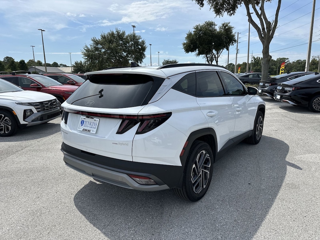New 2025 Hyundai Tucson Limited SUV